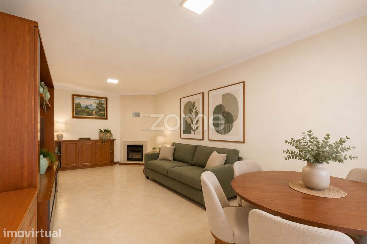 Apartamento T3 com duas Varandas e Garagem Box, São Romão do Corona... - Grande imagem: 5/49