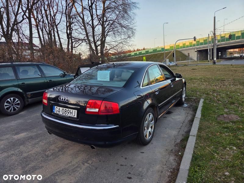 Audi A8 3.7 Quattro - 1