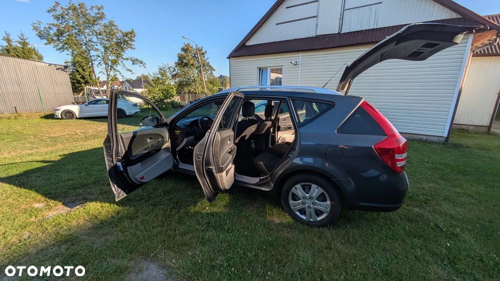 Kia Ceed 1.6 Crdi Comfort + - 6