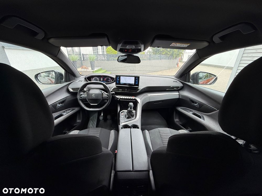 Peugeot 5008 - 28