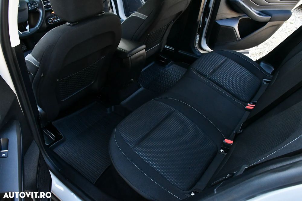 Ford Focus 1.5 EcoBlue Start-Stopp-System COOL&CONNECT - 24