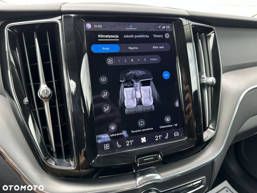 Volvo XC 60 B4 D Core - 27