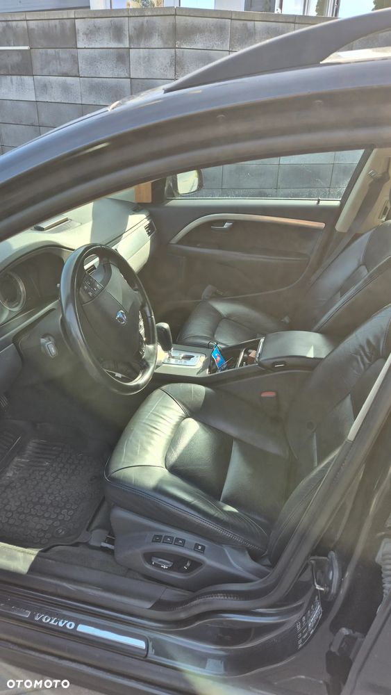 Volvo V70 - 11