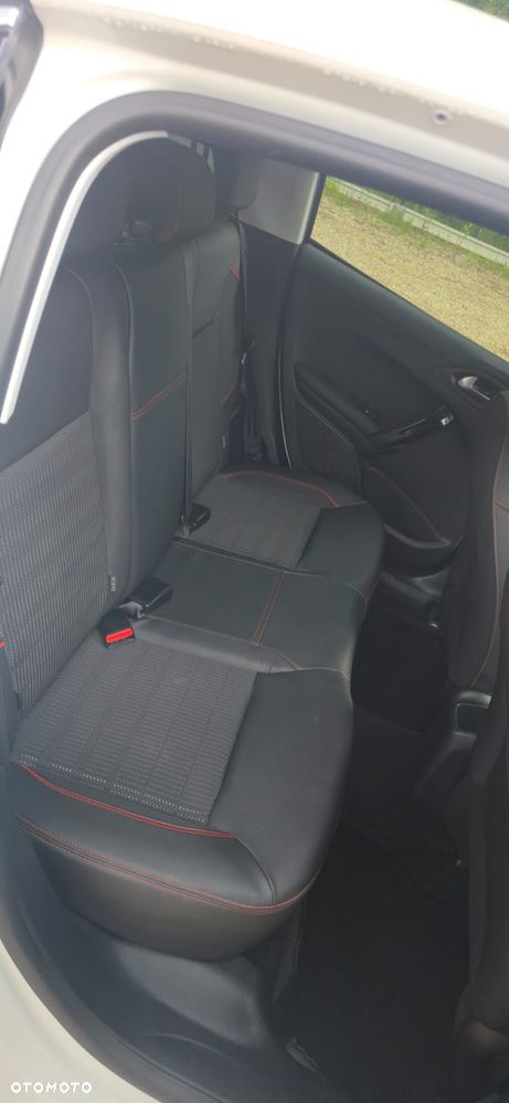 Peugeot 208 PureTech 110 Stop & Start EAT6 Tech Edition - 10