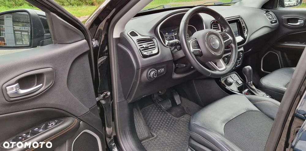 Jeep Compass - 8