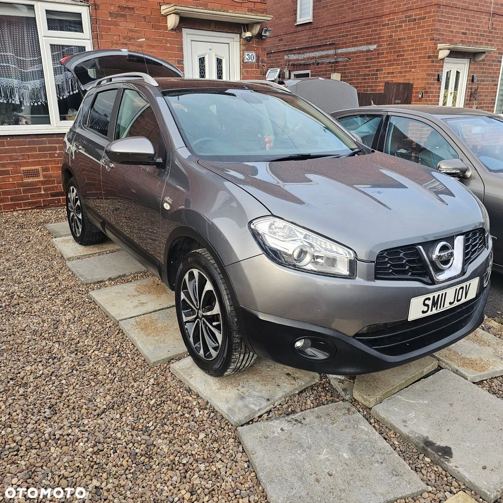 Nissan Qashqai 2.0 dCi 4 x 4 DPF tekna - 5