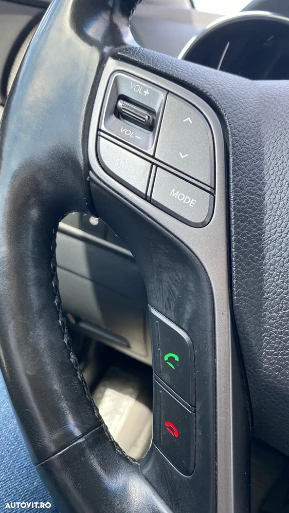 Hyundai Santa Fe - 11