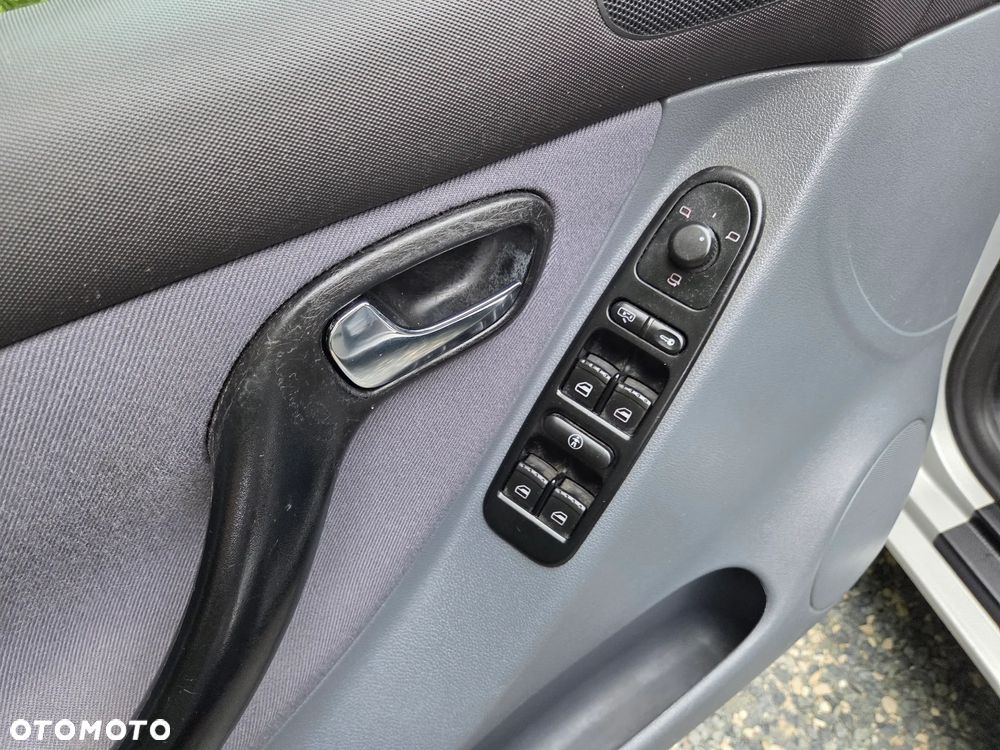 Seat Leon 1.6 Signo - 10