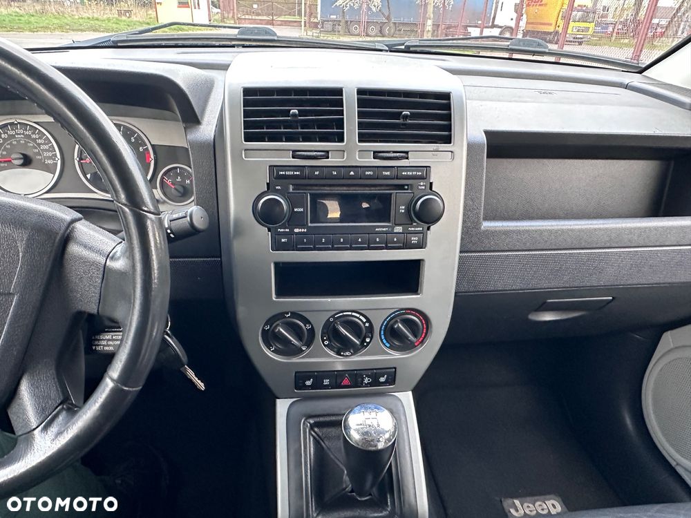 Jeep Compass 2.4 Limited - 16