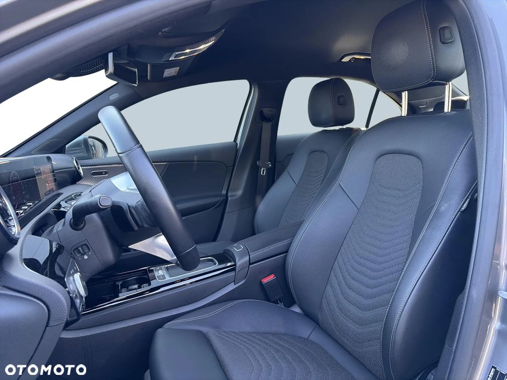 Mercedes-Benz Klasa A 250 4-Matic AMG Line 7G-DCT - 10