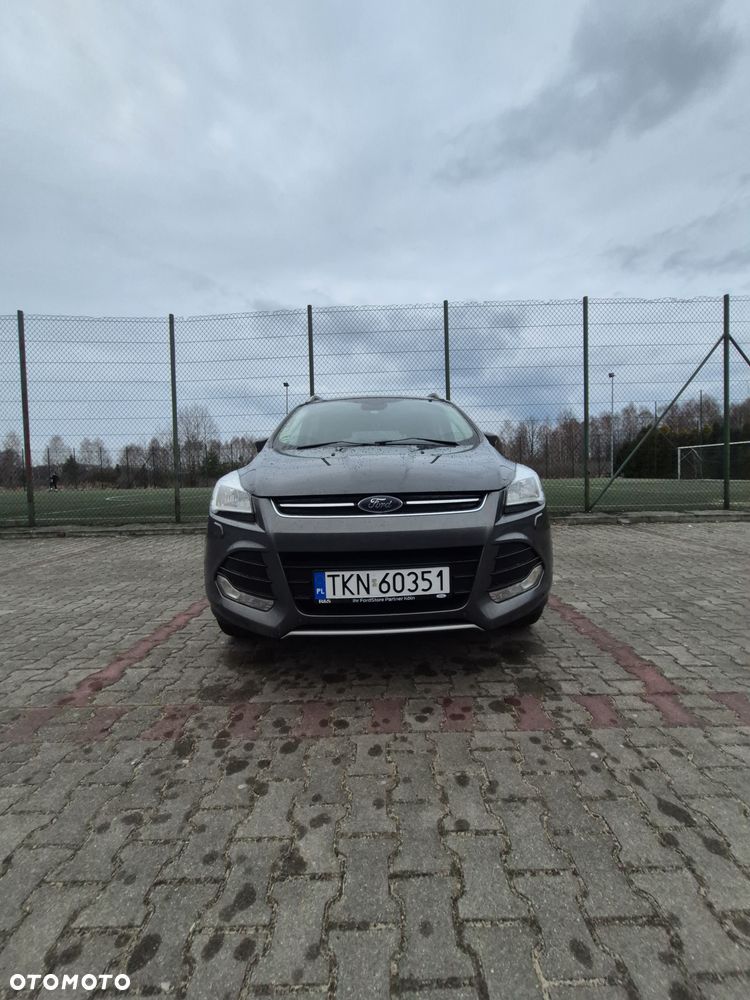 Ford Kuga 1.5 EcoBoost 2x4 Titanium - 10