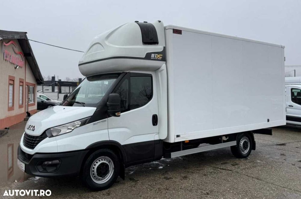 Iveco DAILY CUB CU DORMITOR - 3