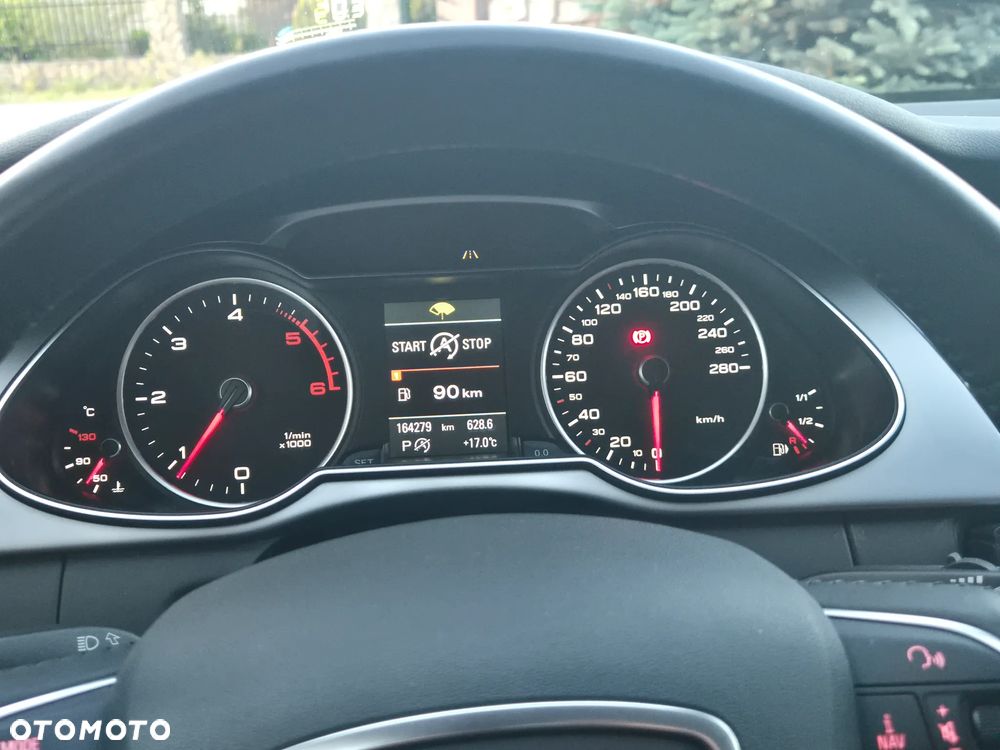 Audi A4 Avant 2.0 TDI Multitronic - 25
