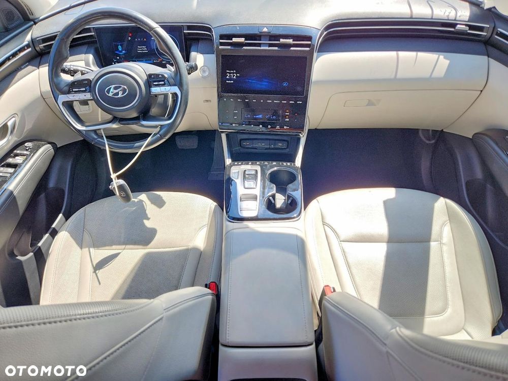 Hyundai Tucson - 8