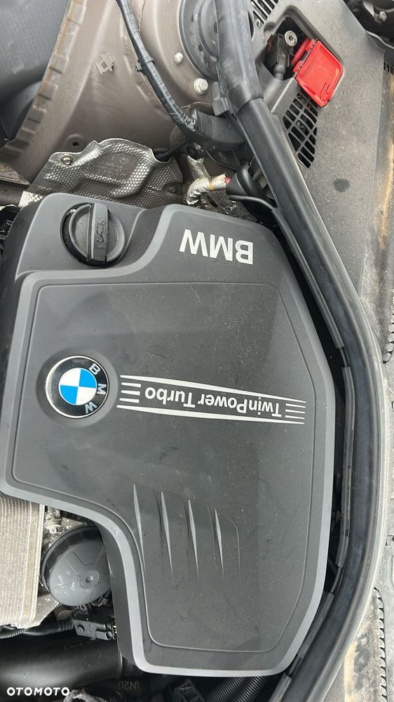 BMW Seria 3 328i xDrive Sport Line - 8