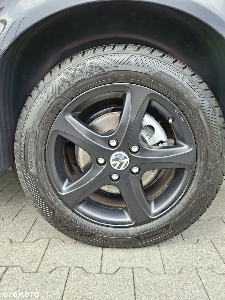 Volkswagen Multivan - 31