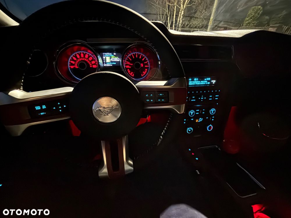 Ford Mustang 3.7 V6 - 16