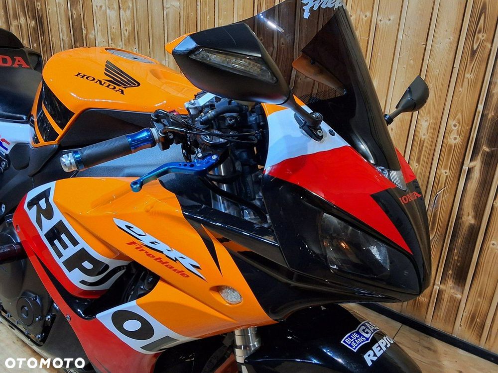 Honda CBR - 3