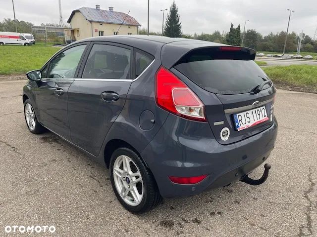 Ford Fiesta - 3