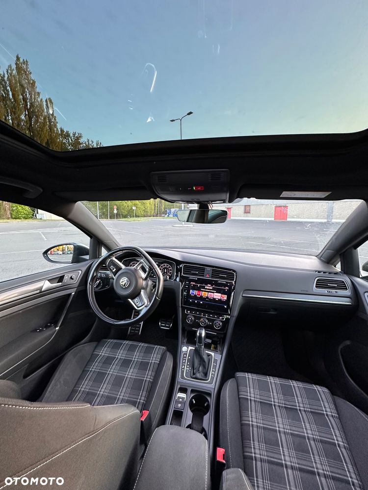 Volkswagen Golf GTD 2.0 TDI SCR DSG - 13