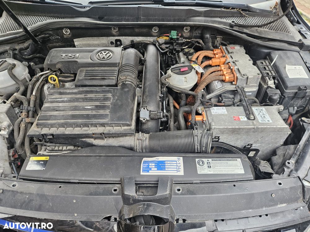 Volkswagen Golf Standard - 9
