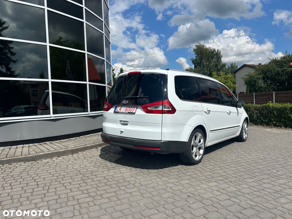 Ford Galaxy - 9
