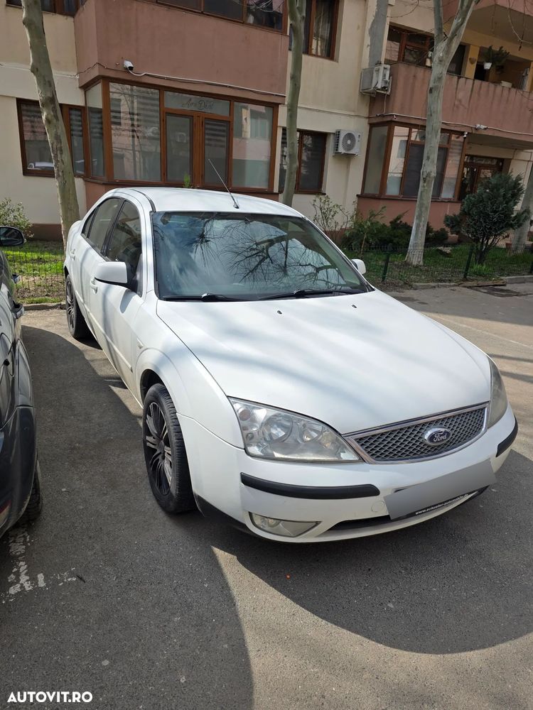 Ford Mondeo 2.0 TDCI Ambiente - 3