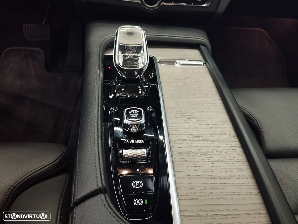 Volvo S90 2.0 B5 Inscription AWD Geartronic - 31