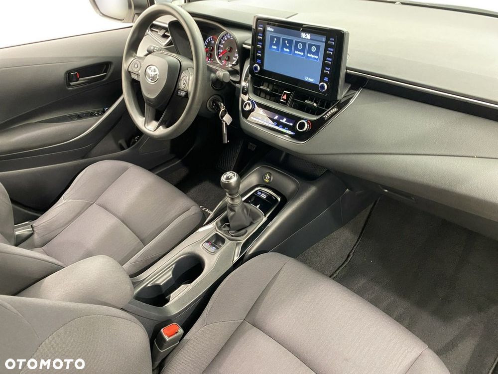 Toyota Corolla - 15