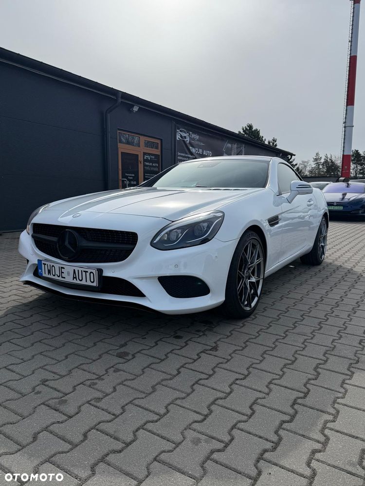 Mercedes-Benz SLC - 4