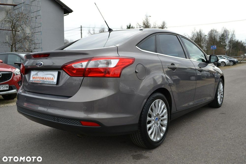 Ford Focus 1.6 Edition - 4
