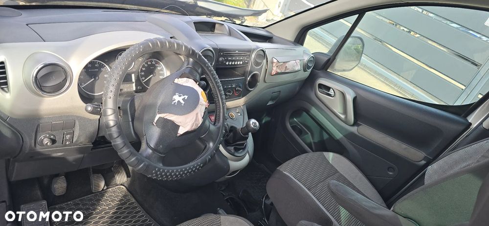 Peugeot Partner HDi FAP 115 Style - 24