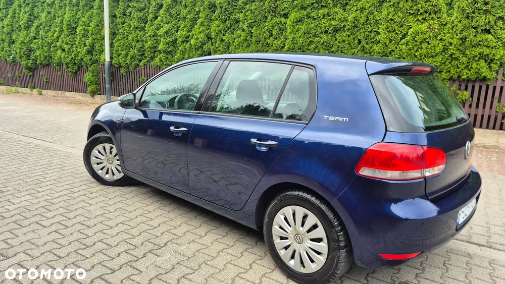 Volkswagen Golf 1.6 Comfortline - 4