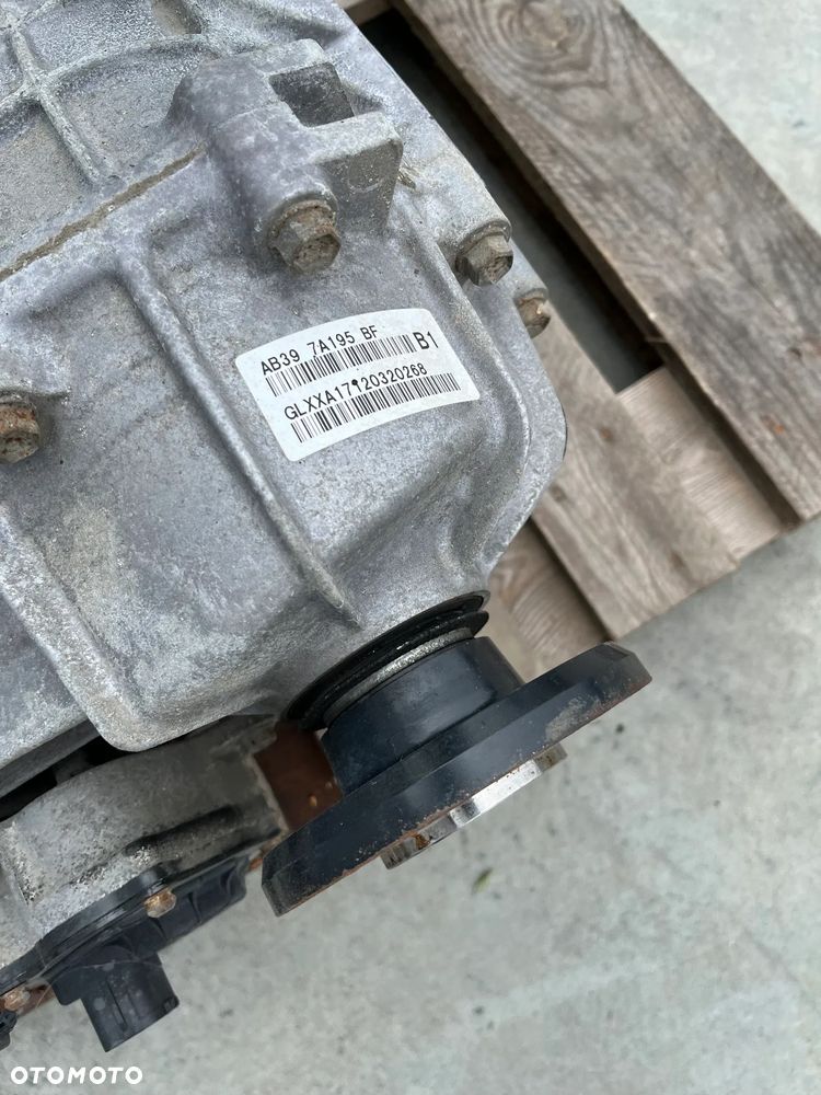 SKRZYNIA BIEGÓW FORD RANGER DK WILDTRAK  2017 3.2 TDCI FB3P-7000-DA - 2