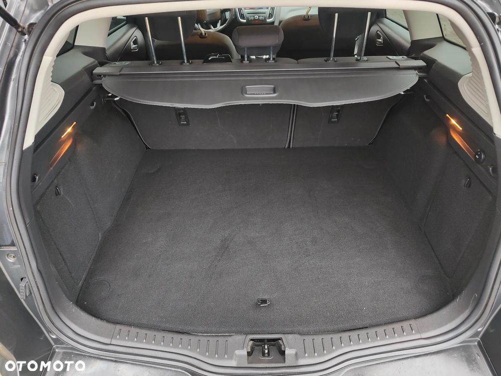 Ford Focus - 27