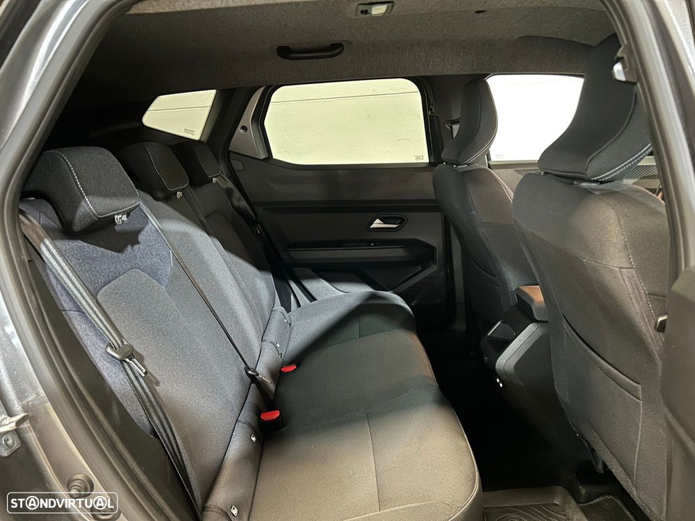Dacia Duster 1.6 Hybrid Journey - 17