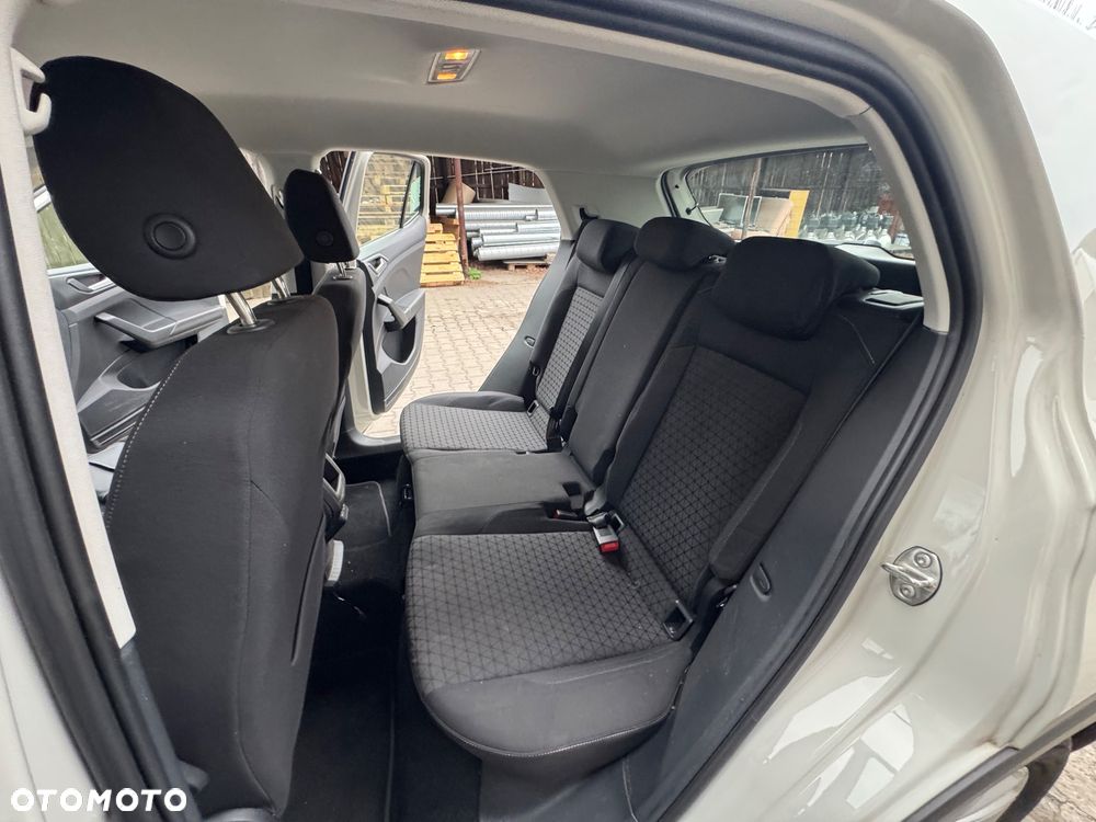 Volkswagen T-Cross - 9