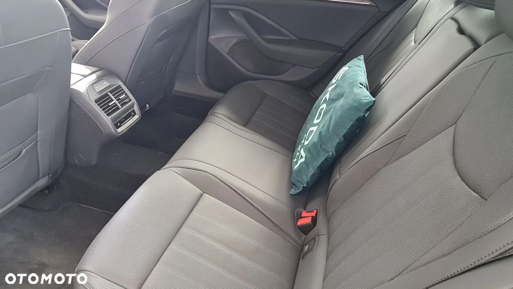 Skoda Superb 2.0 TSI L&K DSG - 17