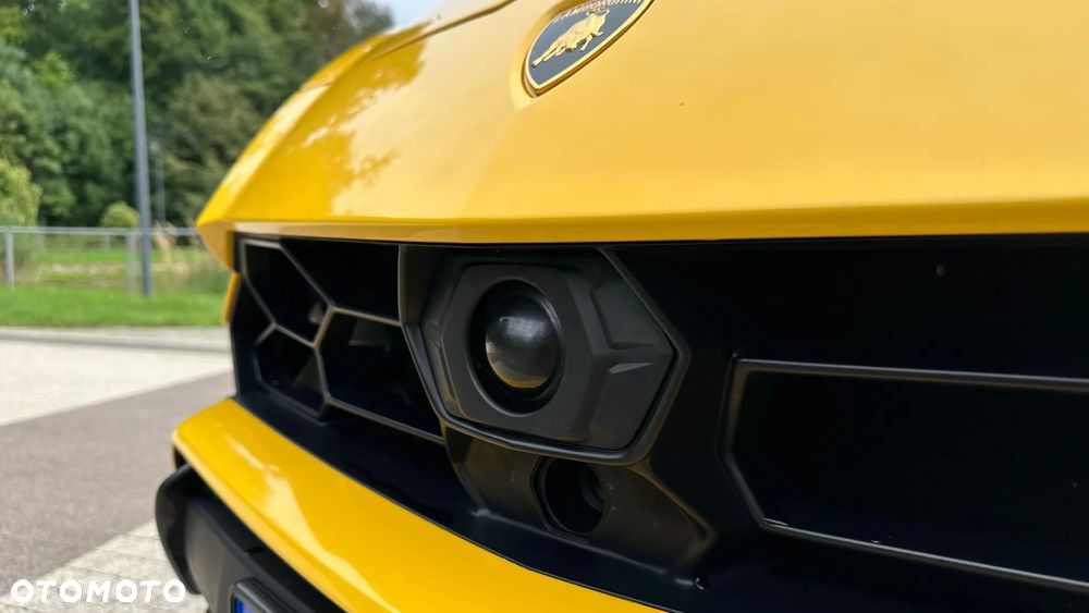 Lamborghini Urus - 11