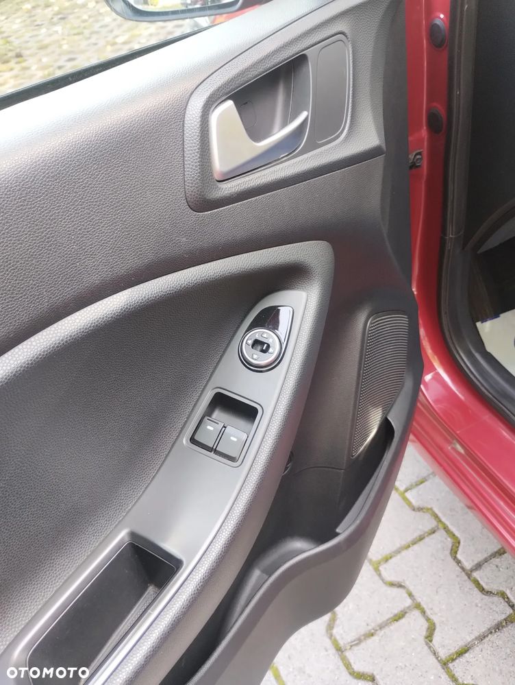 Hyundai i20 - 13