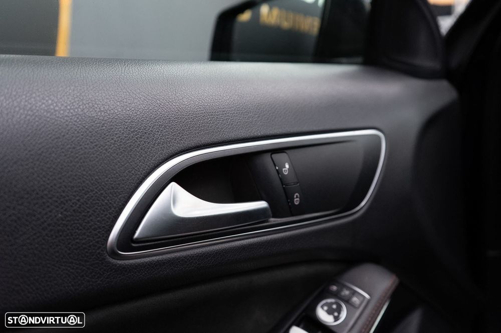 Mercedes-Benz GLA 220 d AMG Line - 21