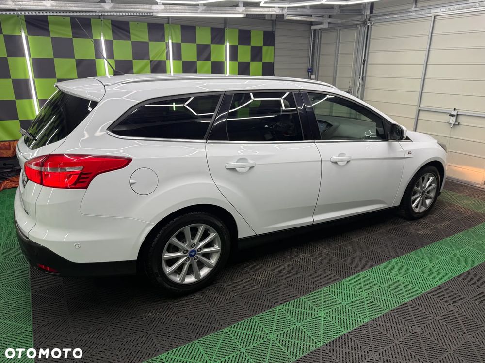 Ford Focus - 20