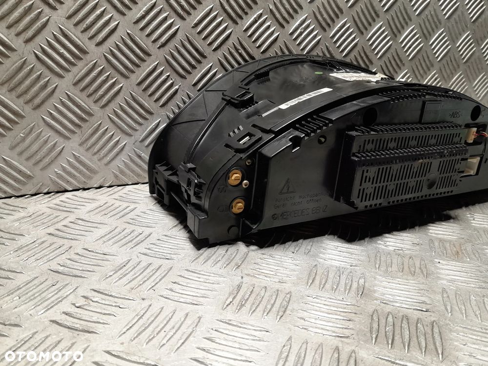 MERCEDES W220 LICZNIK ZEGARY PRĘDKOŚCIOMIERZ A2205405547 - 10