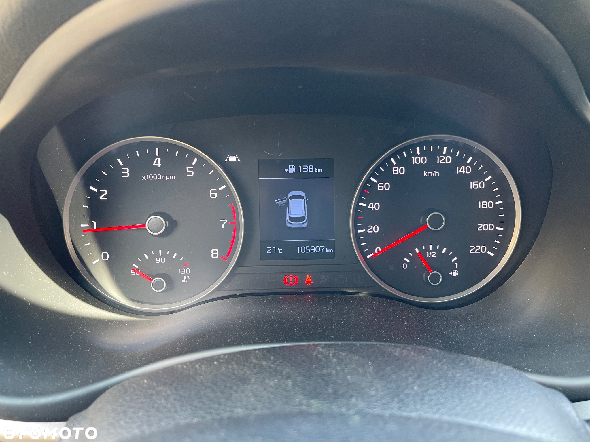 Kia Rio 1.2 L - 6
