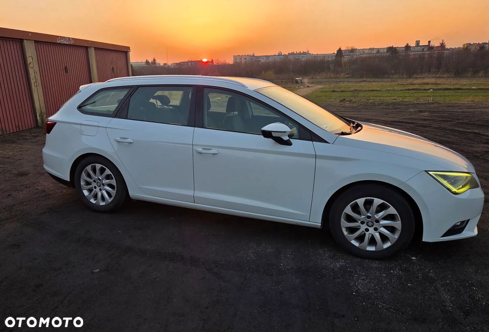 Seat Leon 1.6 TDI ECOMOTIVE Style S&S - 9