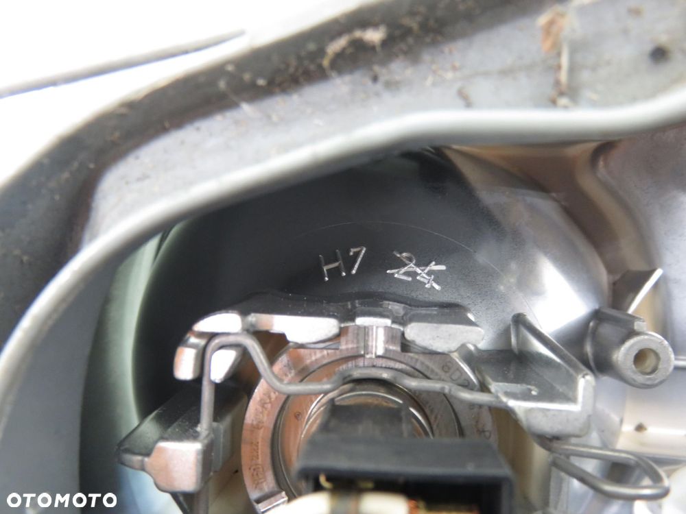 LAMPA PRAWA PRZEDNIA MERCEDES-BENZ KLASA E (S210) - 6