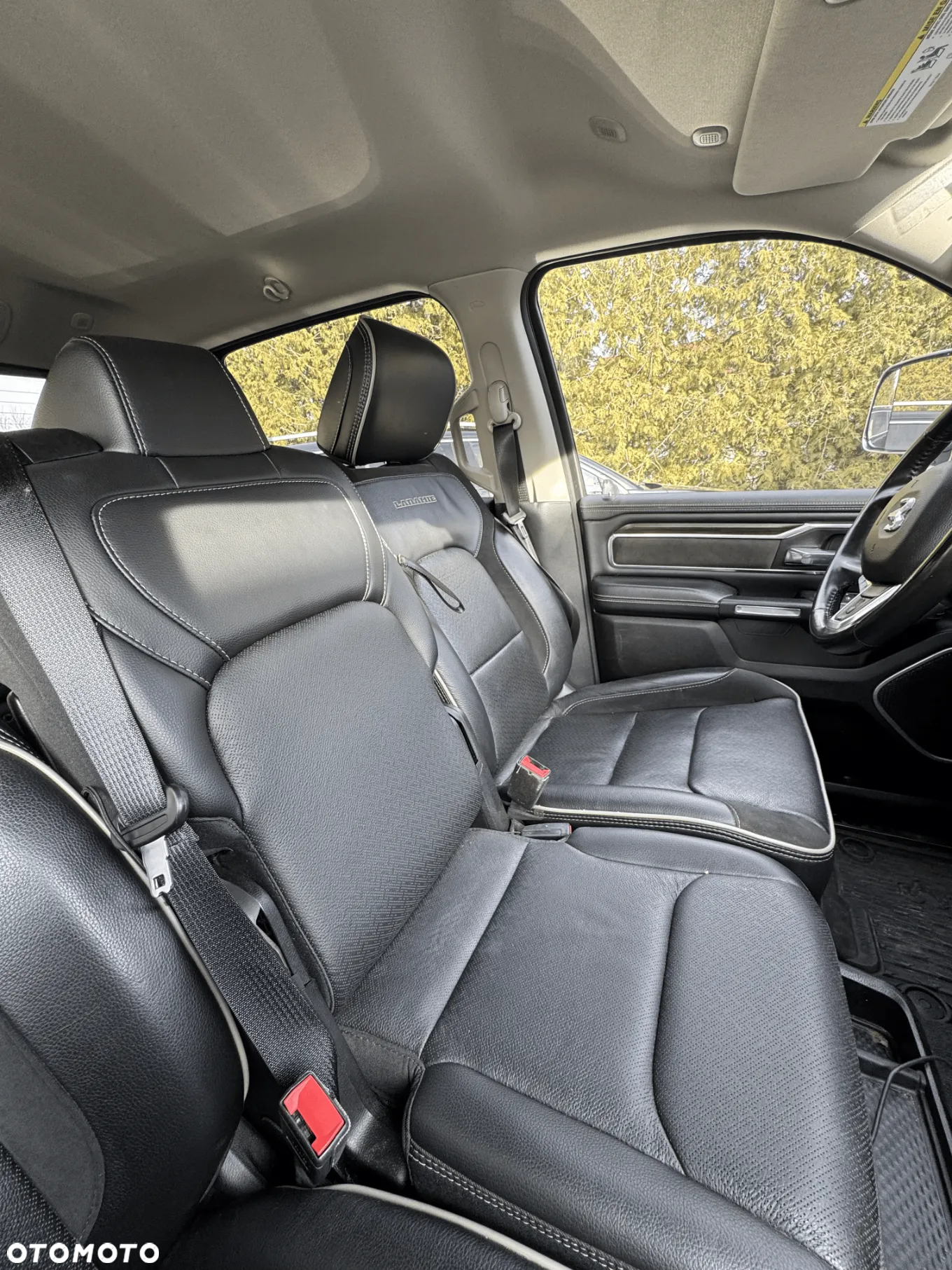RAM 1500 Crew Cab Laramie - 13
