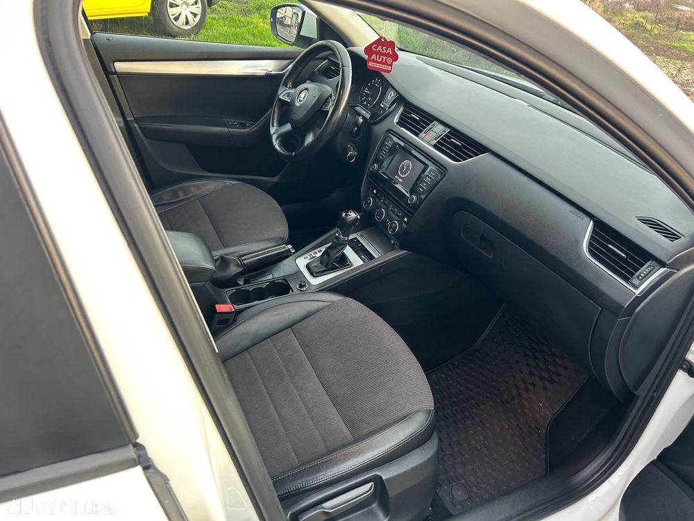 Skoda Octavia 1.6 TDI (Green tec) Ambition - 12