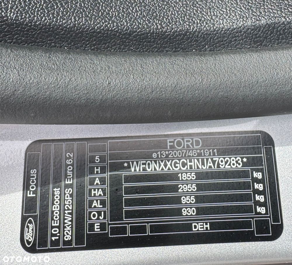 Ford Focus 1.0 EcoBoost Active Business - 22