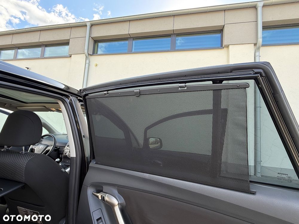 Toyota Verso 1.8 7-Sitzer Executive - 12